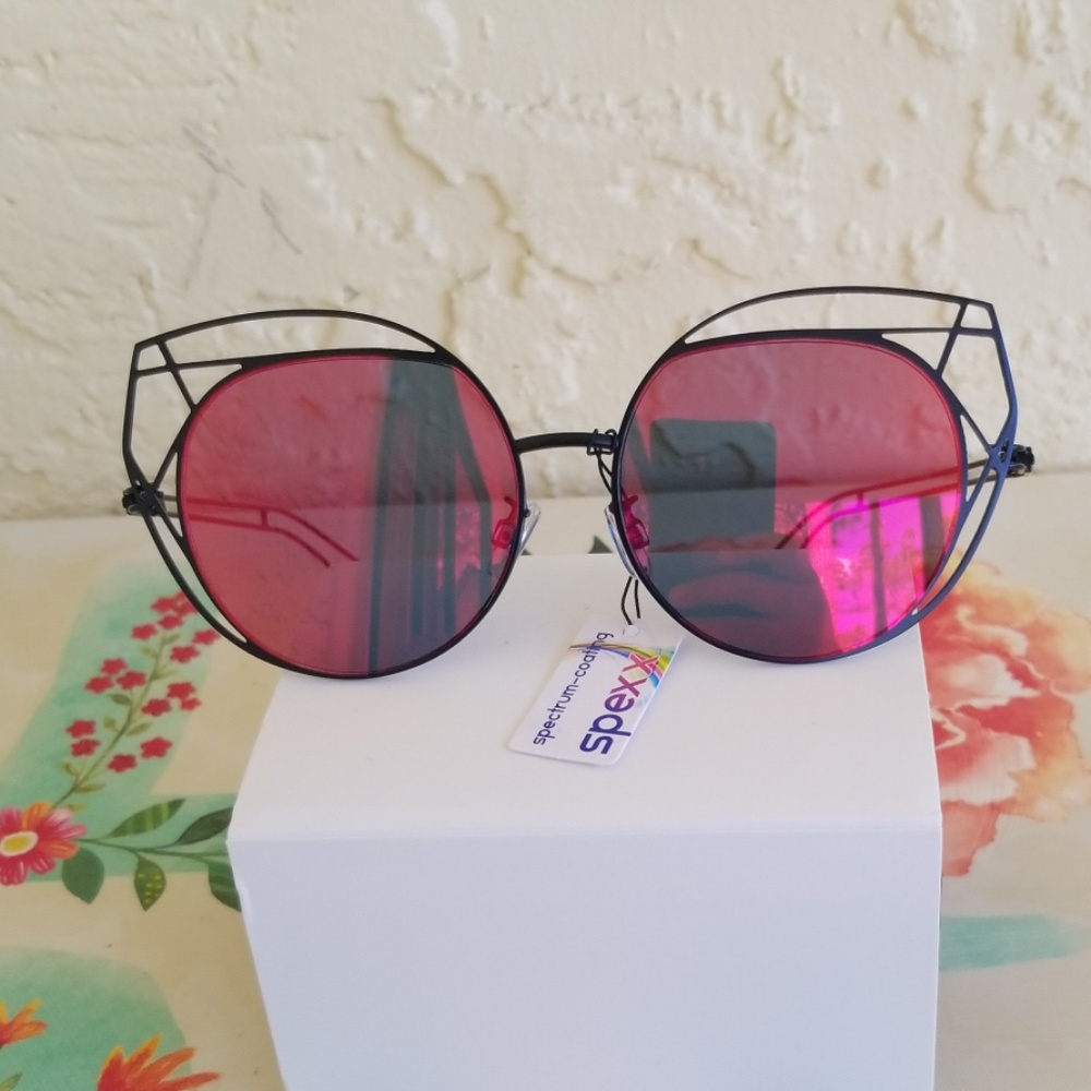 2019  CAT EYE STYLE MIRROR LENS WOMAN SUNGLASSES - Picture 3 of 4